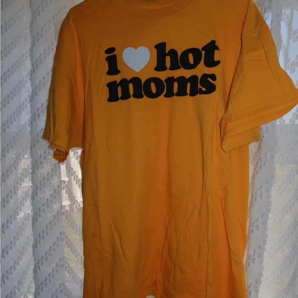 Yellow Graphic Tee - "I ♥ Hot Moms"